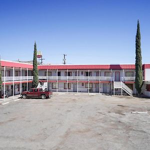 Oyo Alpine Tx Near Big Bend National Park